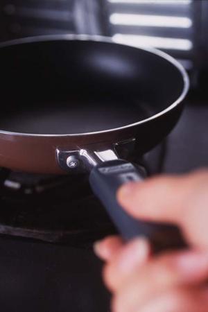 タトゥーのリスクと正しい対策法｜2025年最新ガイド